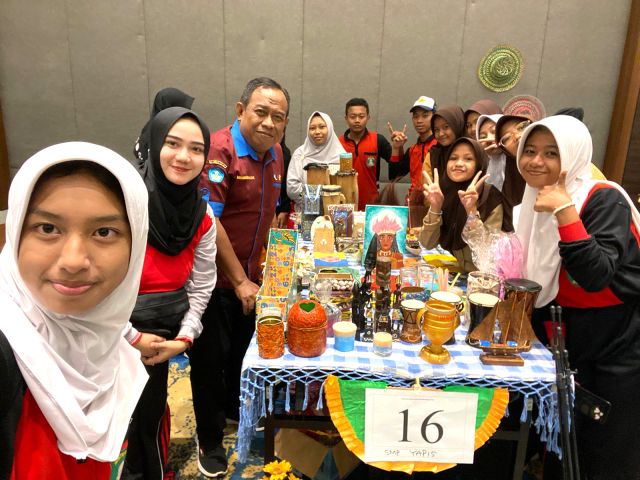 Semiloka & Pameran, Bukti Karya Komunitas Belajar 