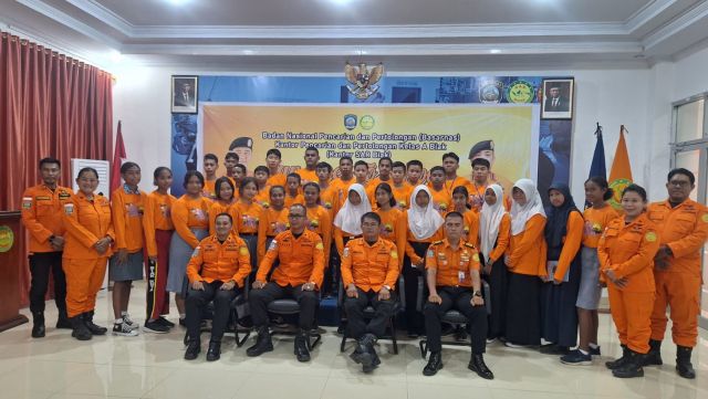 Pelatihan SAR bagi Siswa/i SMP Yapis Biak 