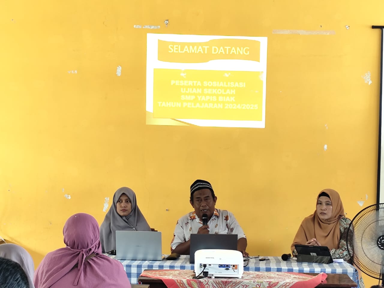 RAPAT SOSIALISASI UJIAN SEKOLAH TAHUN PELAJARAN 2024/2025